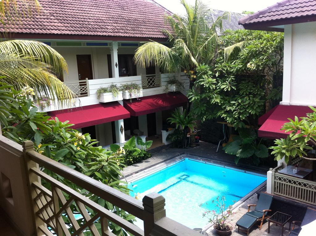 Hotel Indah Palace Yogyakarta Exterior photo