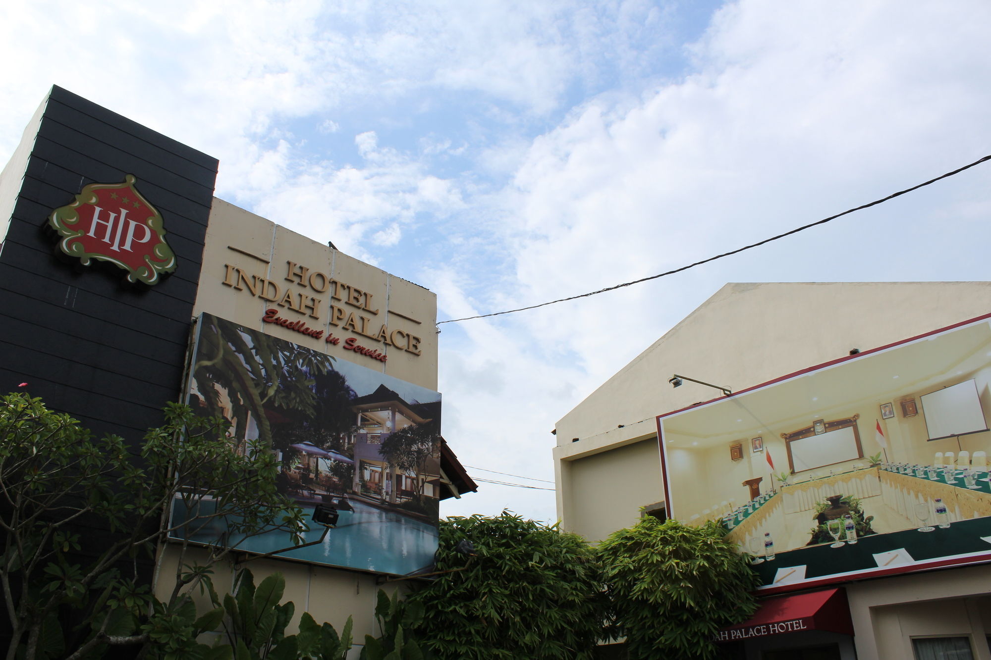Hotel Indah Palace Yogyakarta Exterior photo