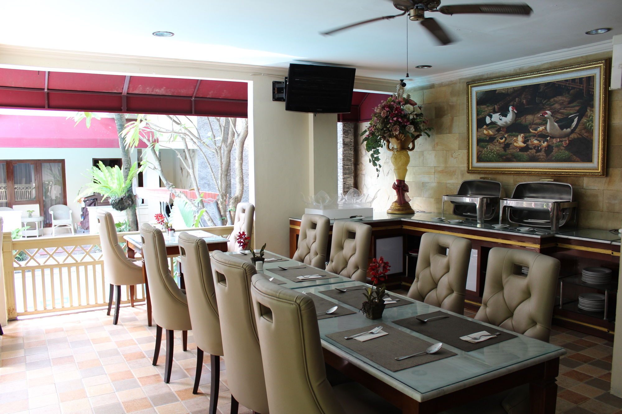 Hotel Indah Palace Yogyakarta Exterior photo